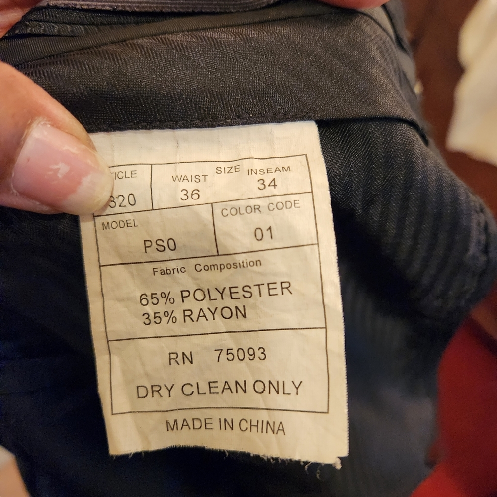 6-Button Suit - Picture 3 of 3